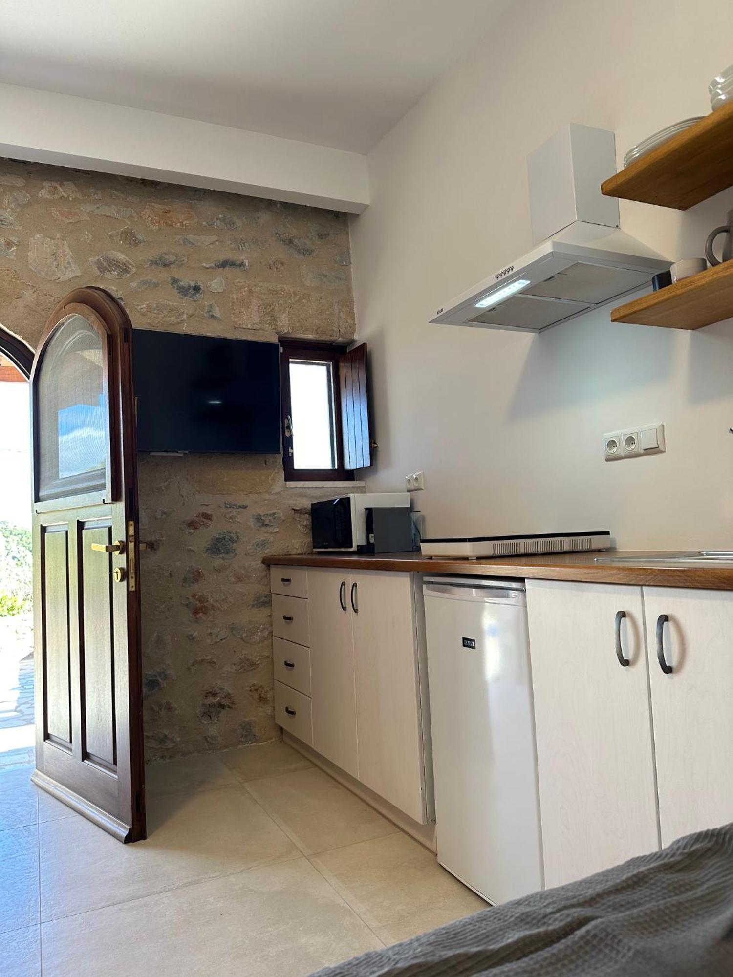 Papanestoras Apartments Kardhamili Ngoại thất bức ảnh